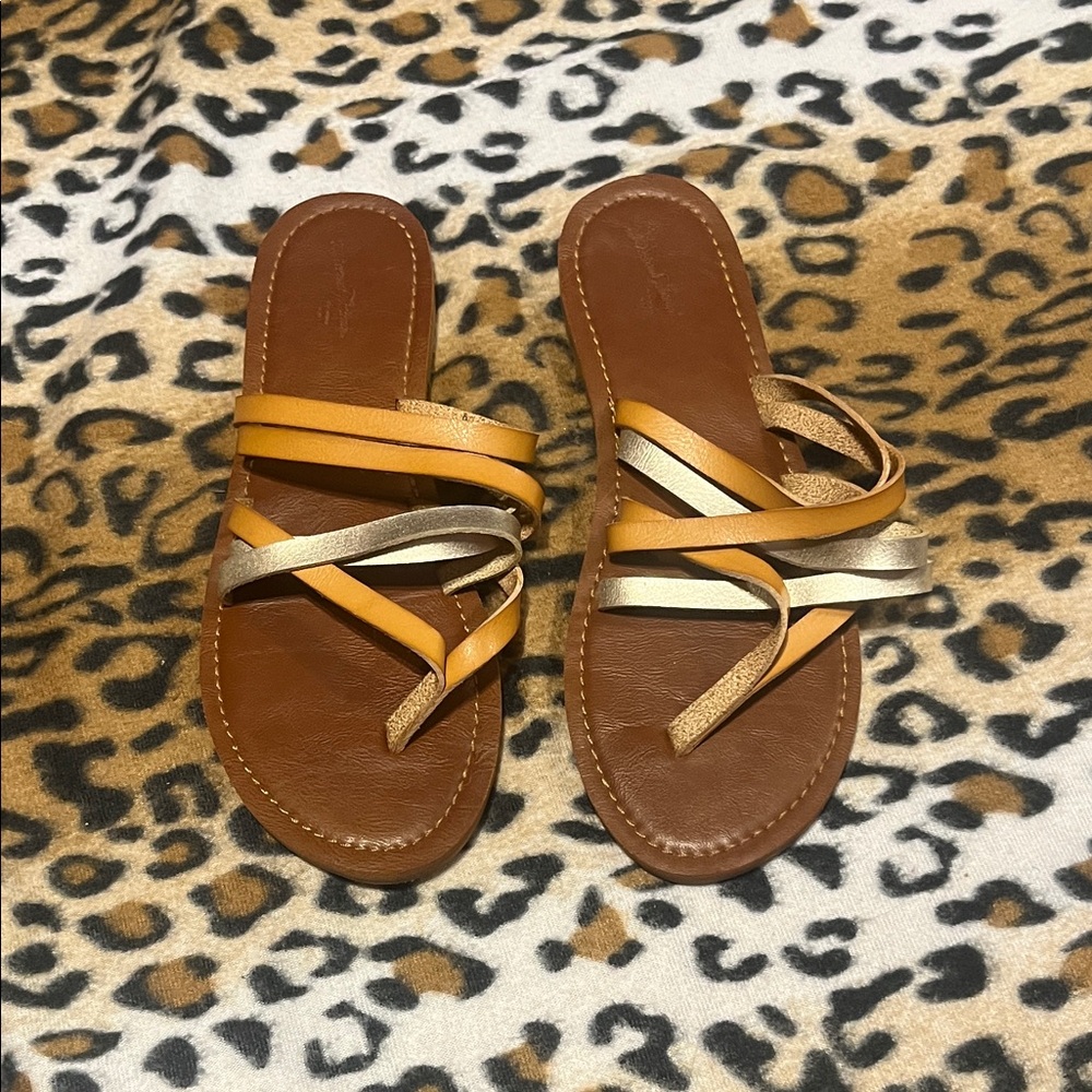 Universal Thread Women's Sandals in Brown, Gold, and Tan